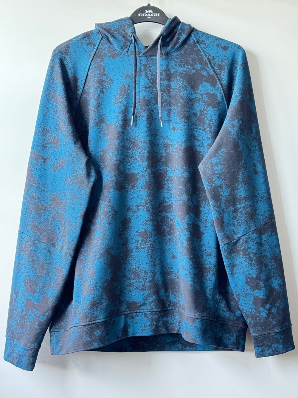 Lululemon City Sweat Hoodie - Blue / Black
Size XL